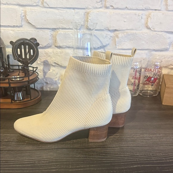 Joie Cream knit Ribbed Ankle Booties - Picture 3 of 6